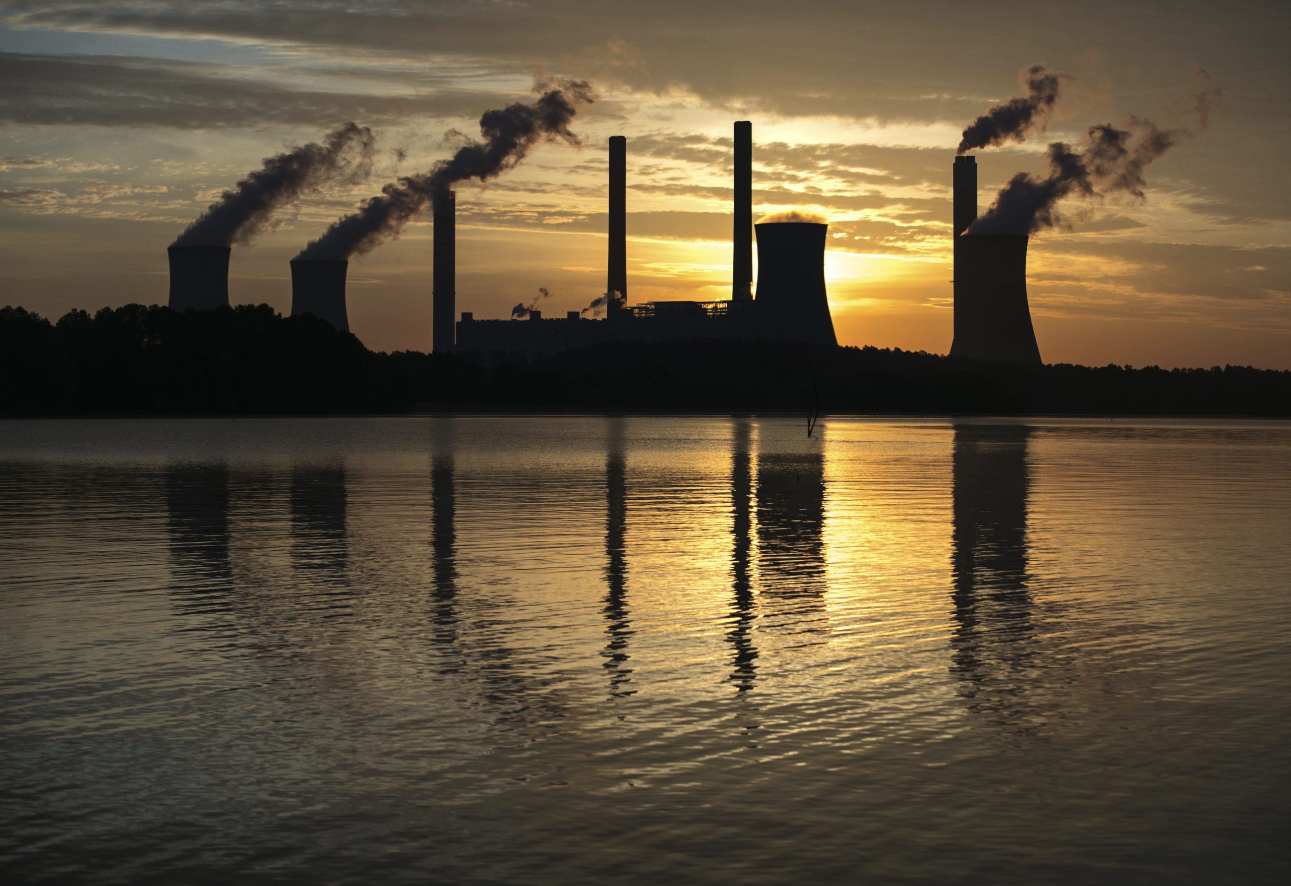 DOE aims to train students for decarbonization, pollution remediation efforts