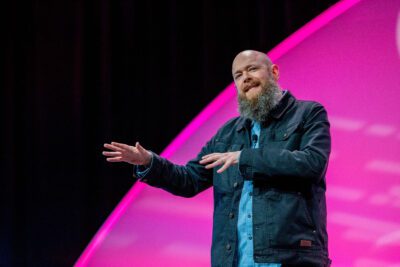 POWERGEN keynote calls for a future that starts with ‘dumb ideas’